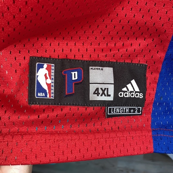 Detroit Pistons Wallace #36 Jersey - Picture 2 of 5